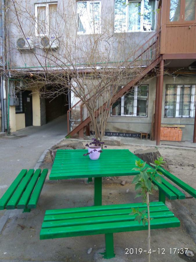 Apartment In Tbilisi Center Isk Home Eksteriør billede